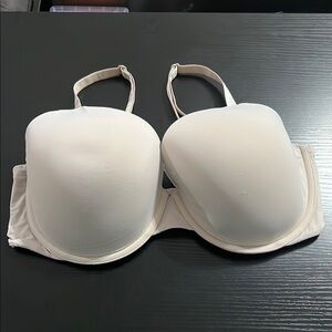 Victoria’s secret 36DDD Cream Women's Bra